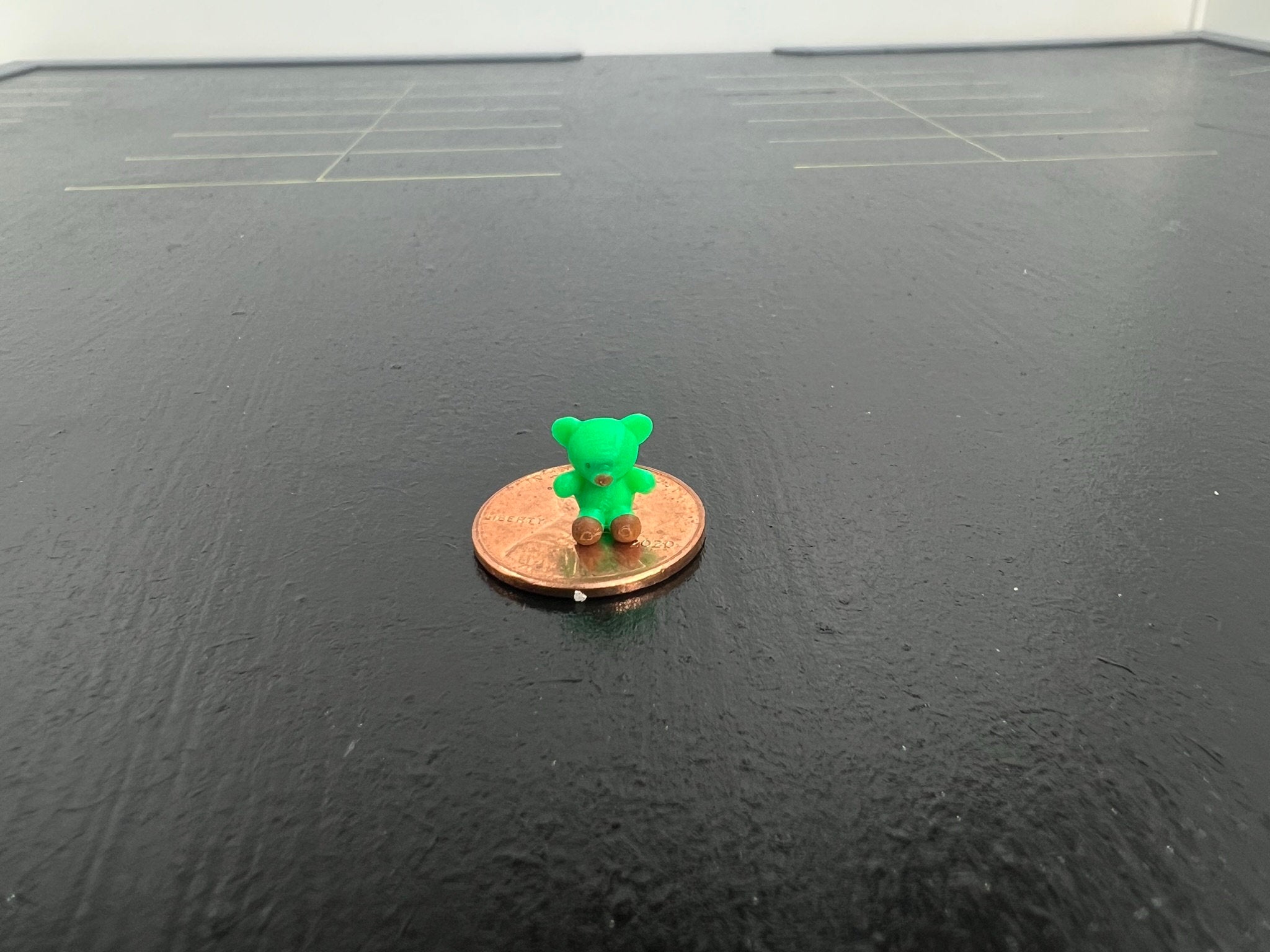 HO Scale Bear Prize for carnival game (8 pack)