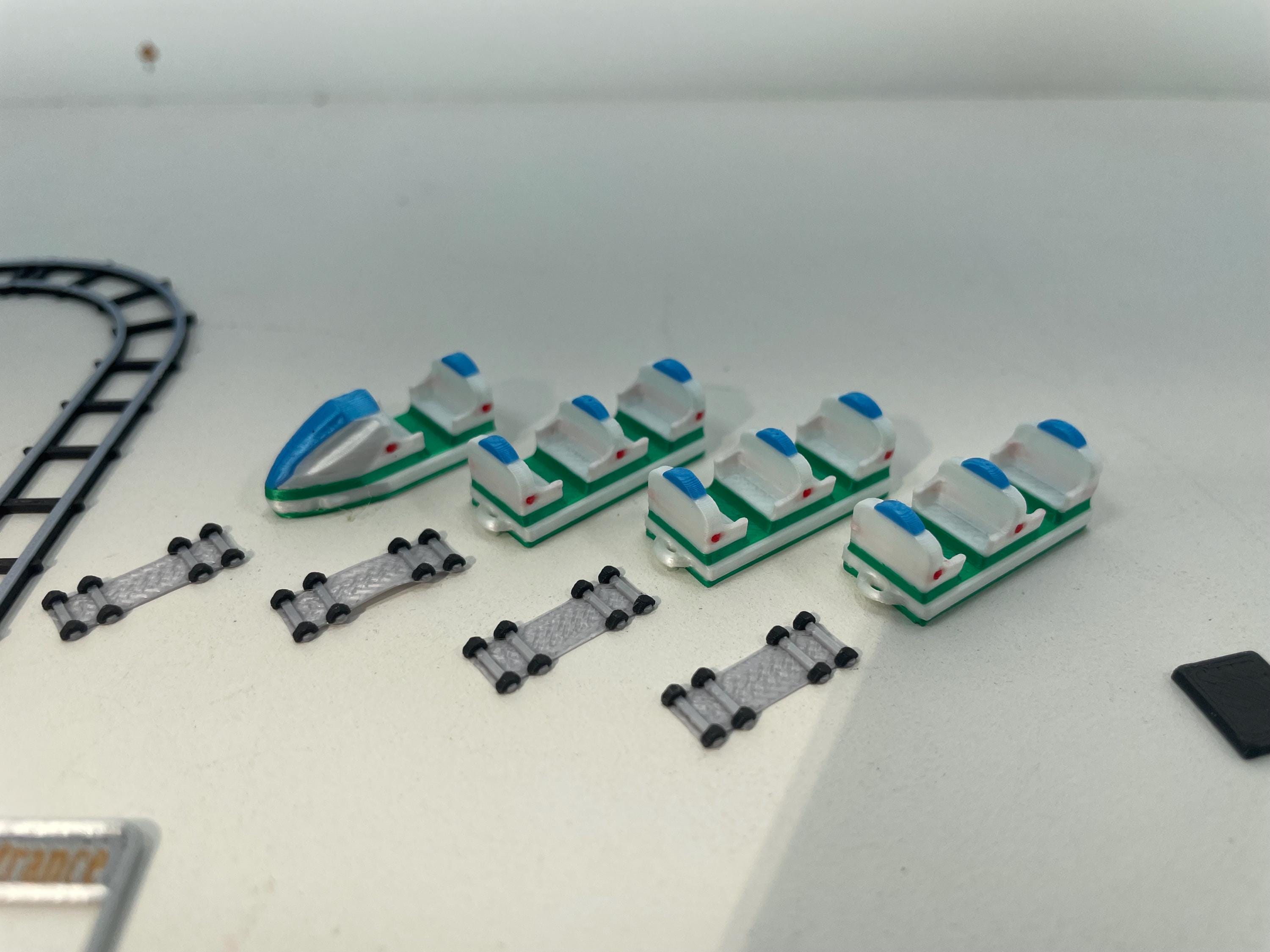 HO Scale Kiddie Jet Train Ride for Model Train Layouts and Dioramas Kit 1/87