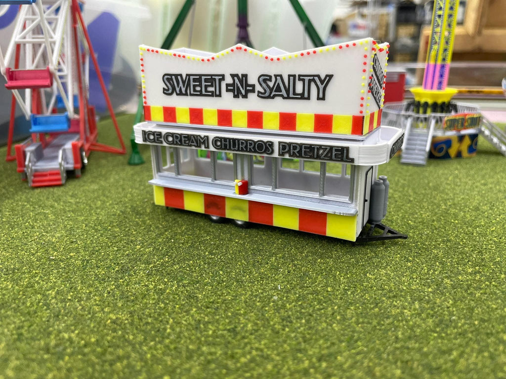 HO Scale Food Trailer for Model Train Layouts and Dioramas Sweet N Salty Trailer