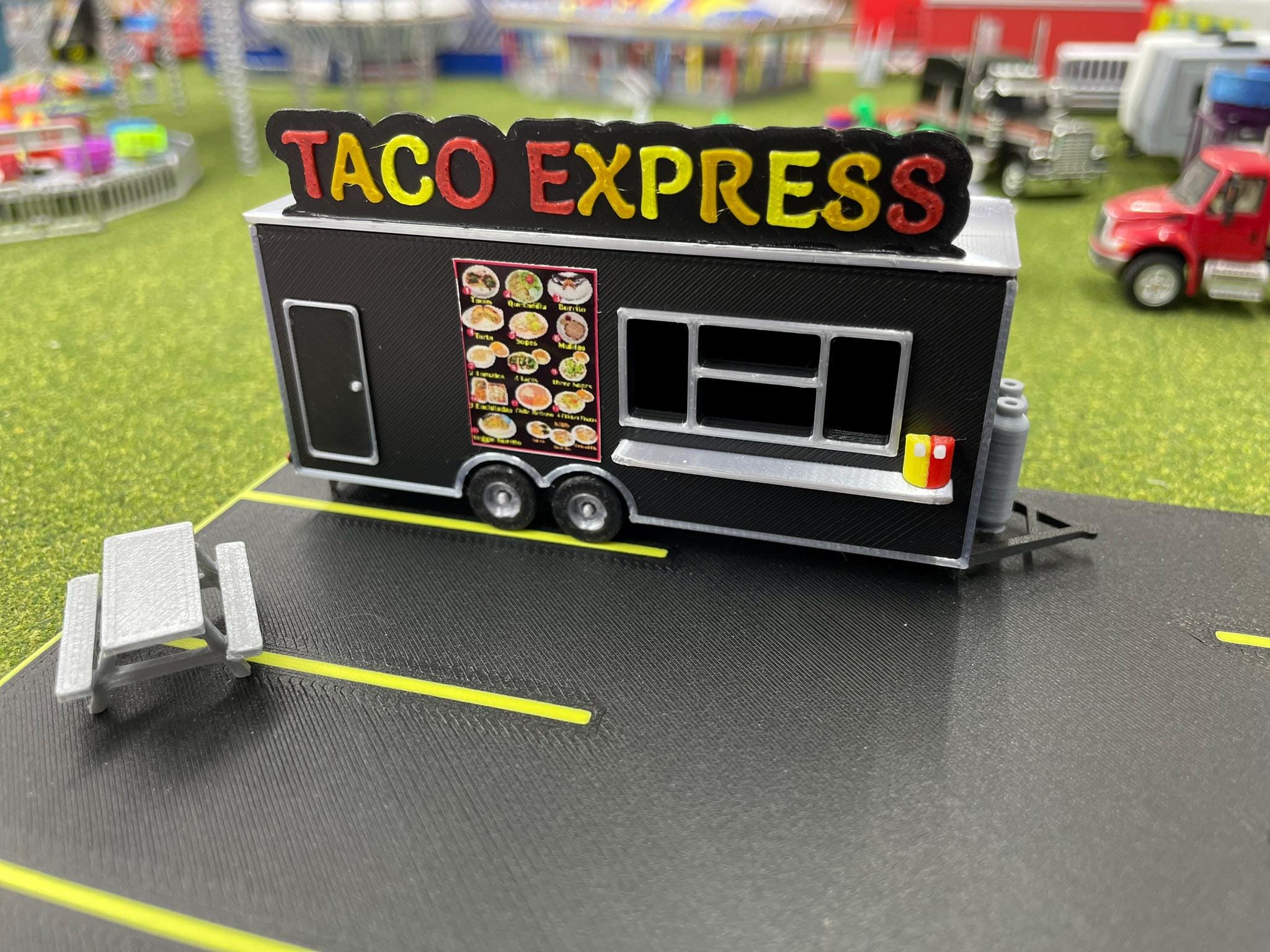 HO Scale Food Trailer for Model Train Layouts and Dioramas Taco Trailer