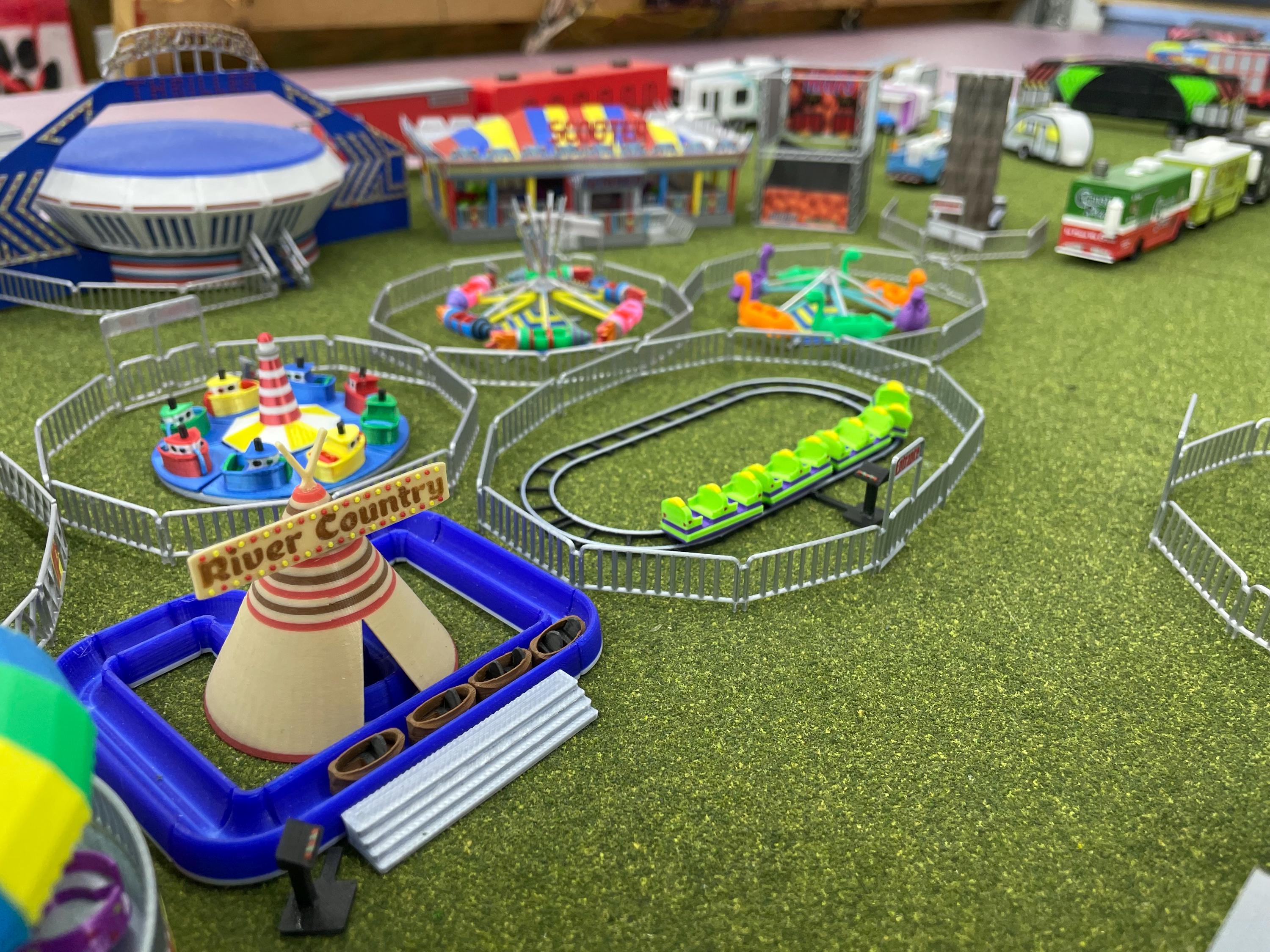 HO Scale Kiddie Jet Train Ride for Model Train Layouts and Dioramas Kit 1/87