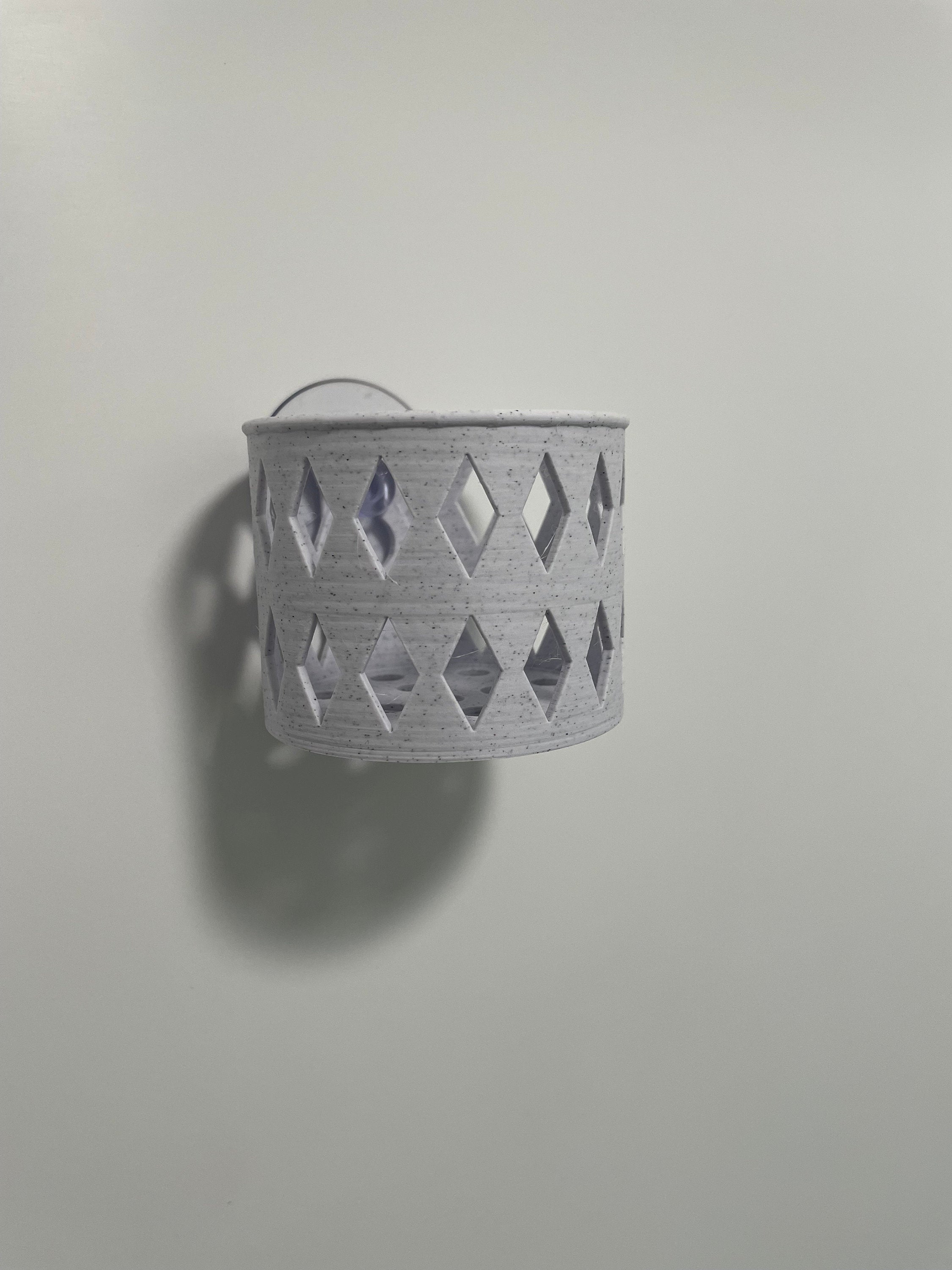 Diamond Shower Steamer Holder: Suction Cup Basket