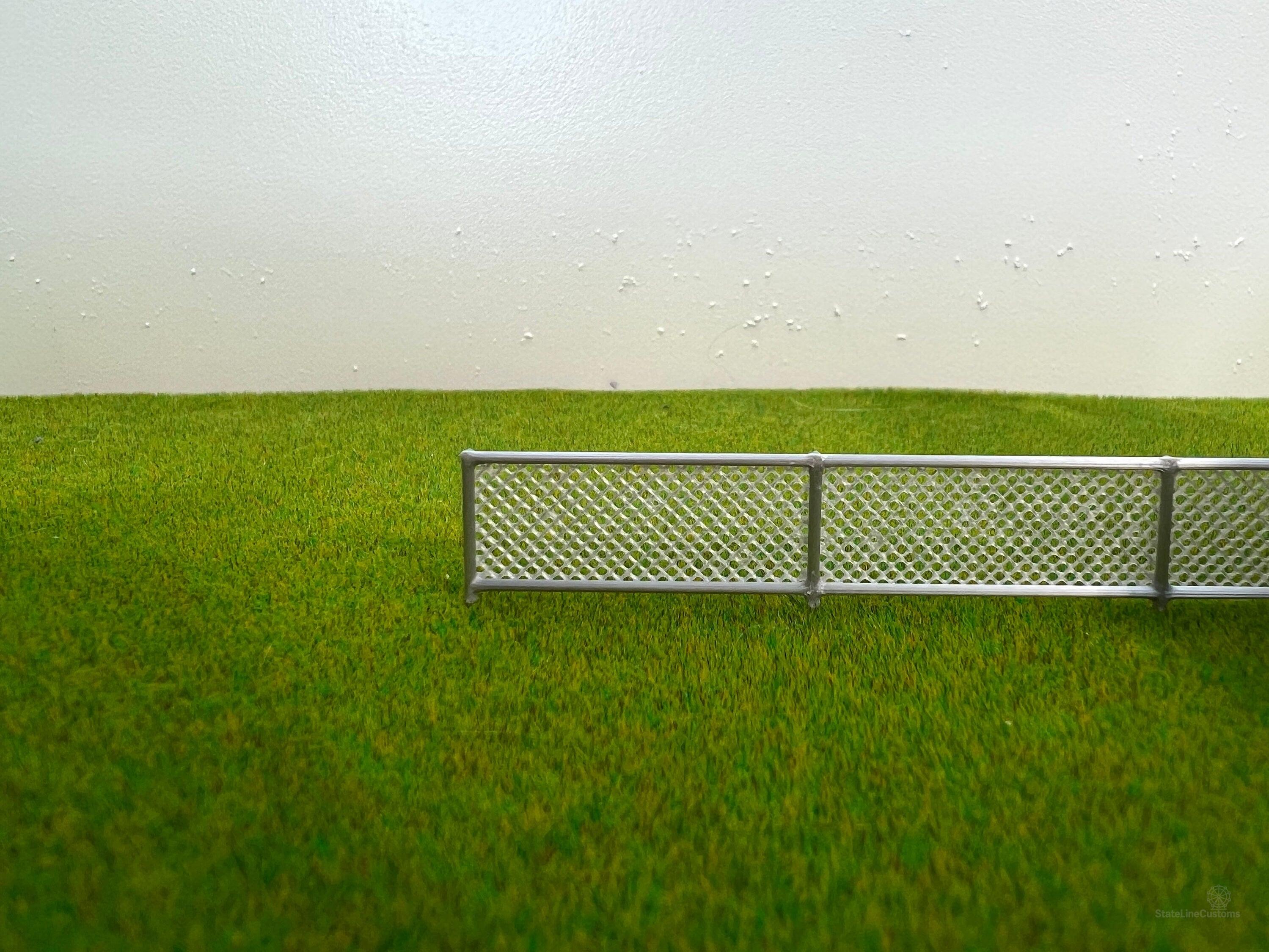 HO Scale chain link fence/residential short fence (5 pack)