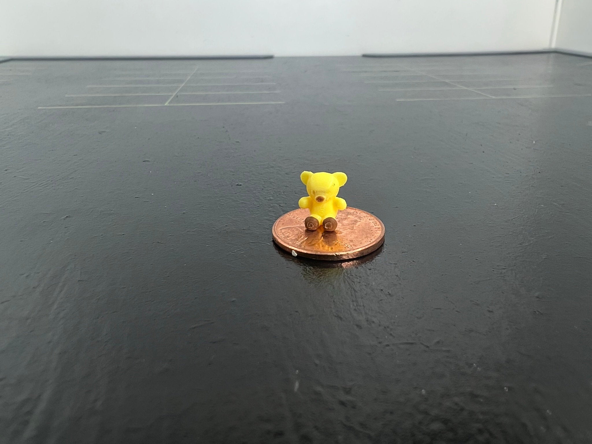 HO Scale Bear Prize for carnival game (8 pack)