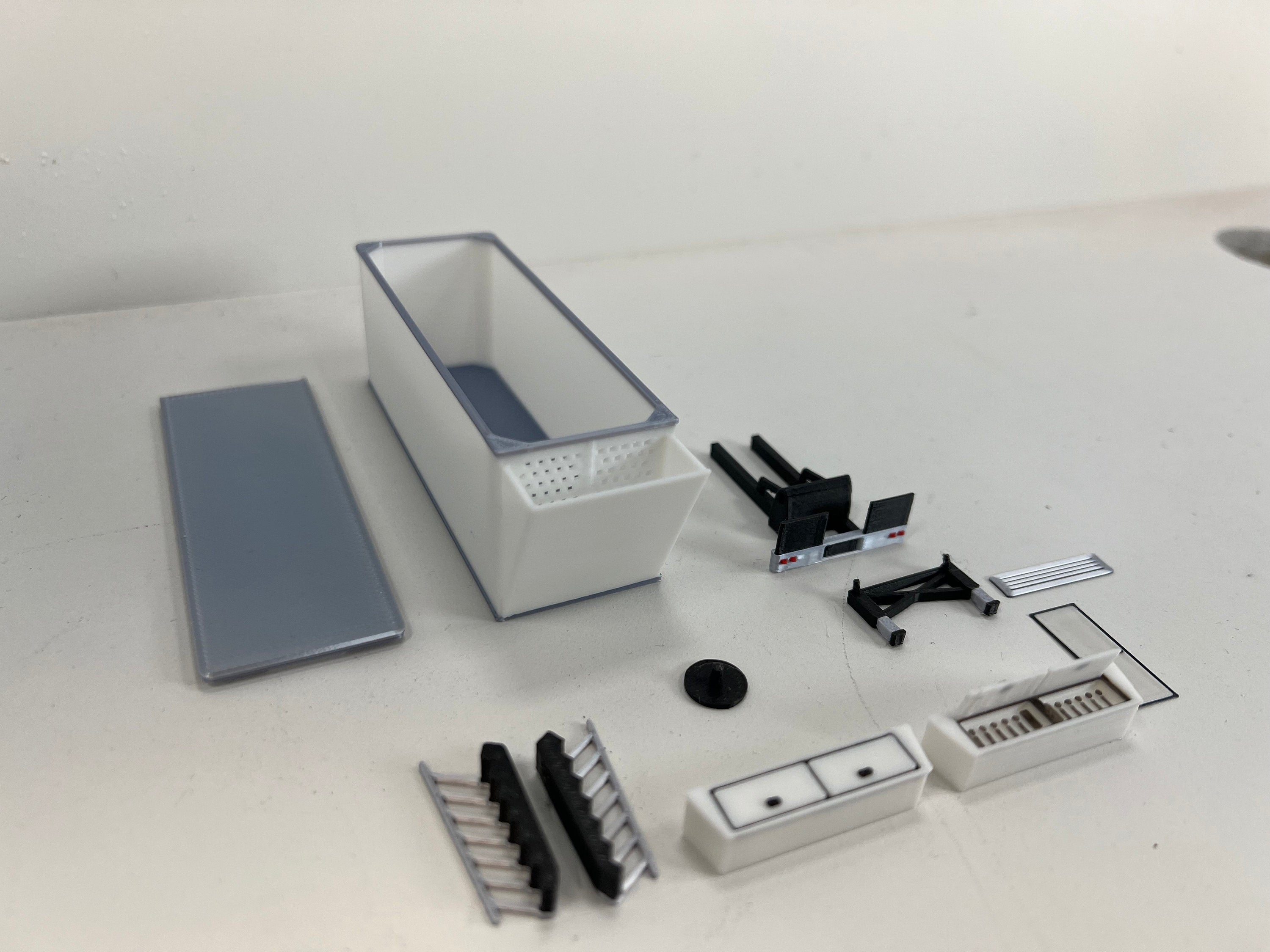 HO Scale PUP Trailer Office/Generator for model trains carnival. With open bottom door and back exhaust.