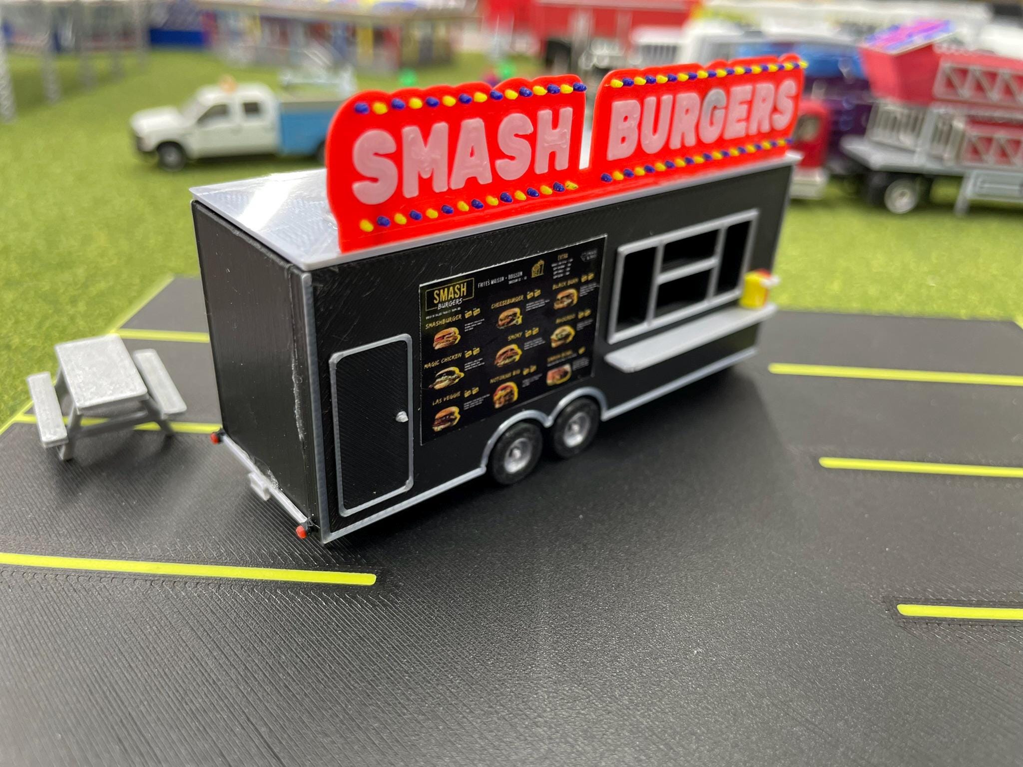 HO Scale Food Trailer for Model Train Layouts and Dioramas Smash Burger