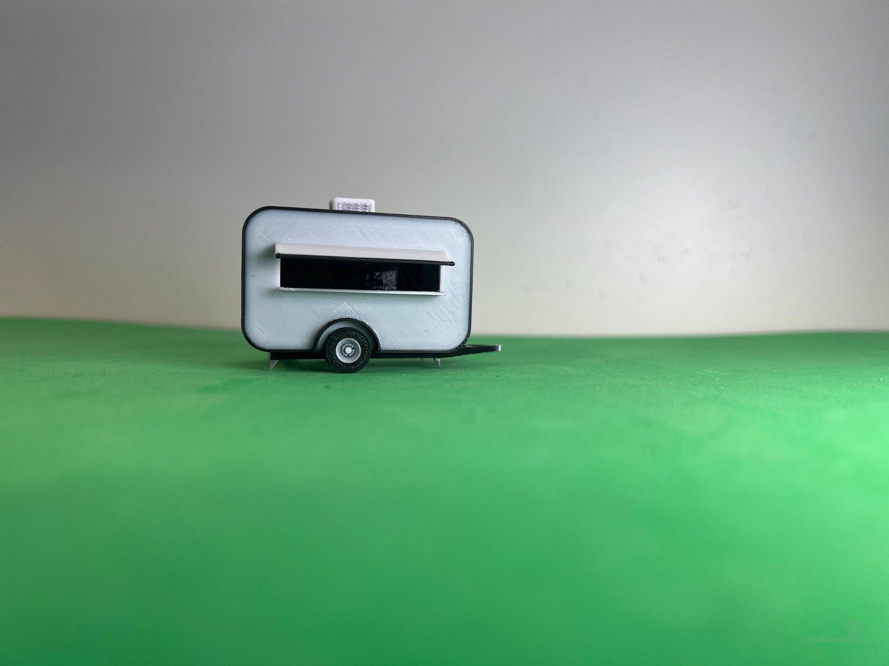 HO Scale Food Vendor Trailer Kit (white)