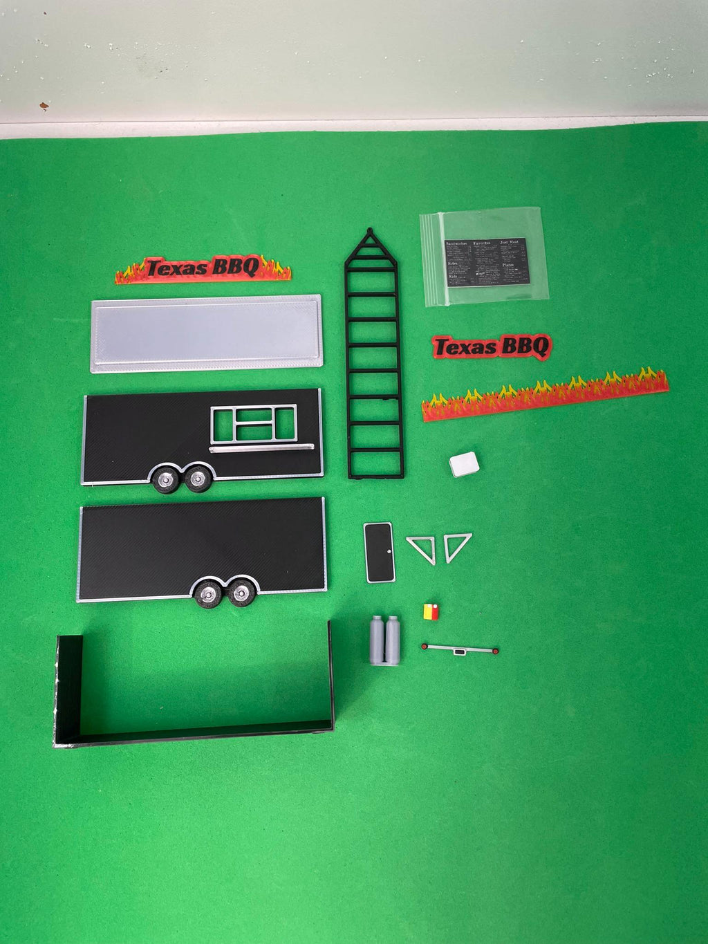 1/64 Food Trailer for Model Layouts and Dioramas Texas BBQ