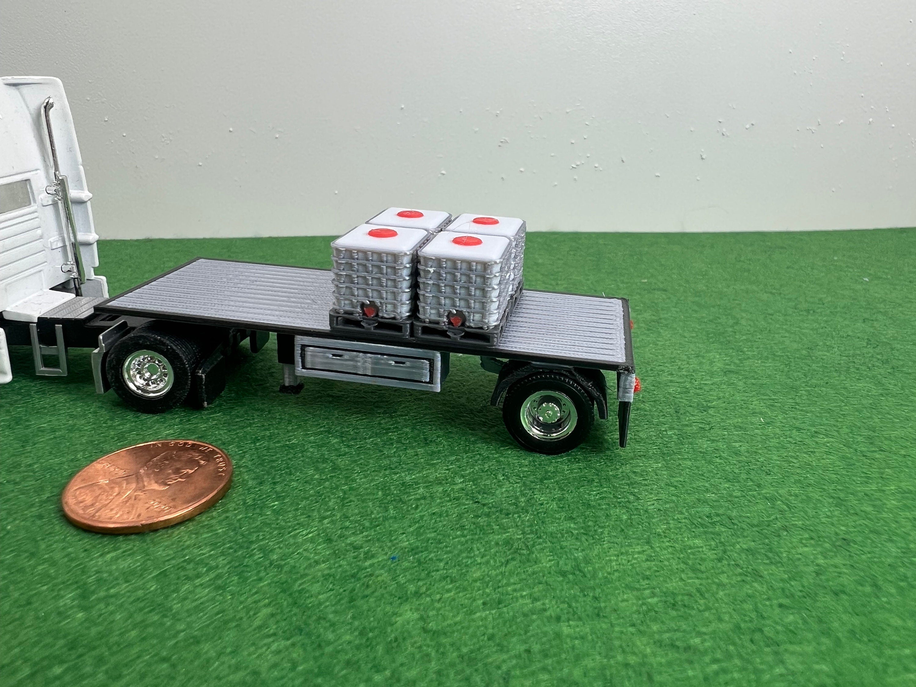 HO Scale IBC Tote (4 pack)