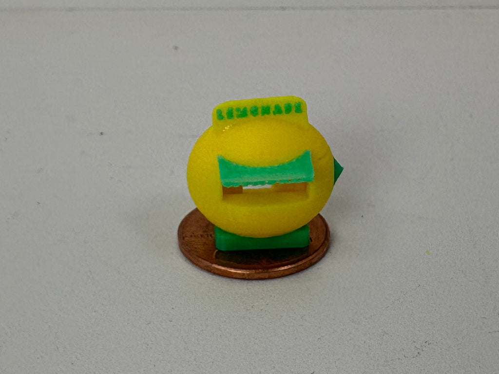 N Scale Root Beer & Lemonade Stands (2 pack, one of each)