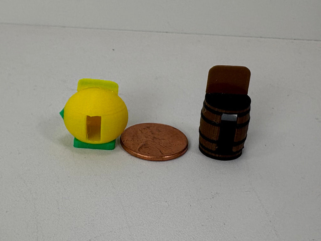 N Scale Root Beer & Lemonade Stands (2 pack, one of each)