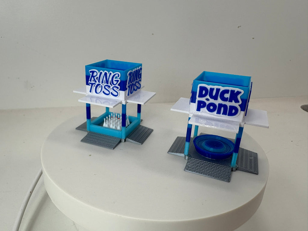 HO Scale Duck Pond/Ring Toss Game Booth (blue or orange) 1/87