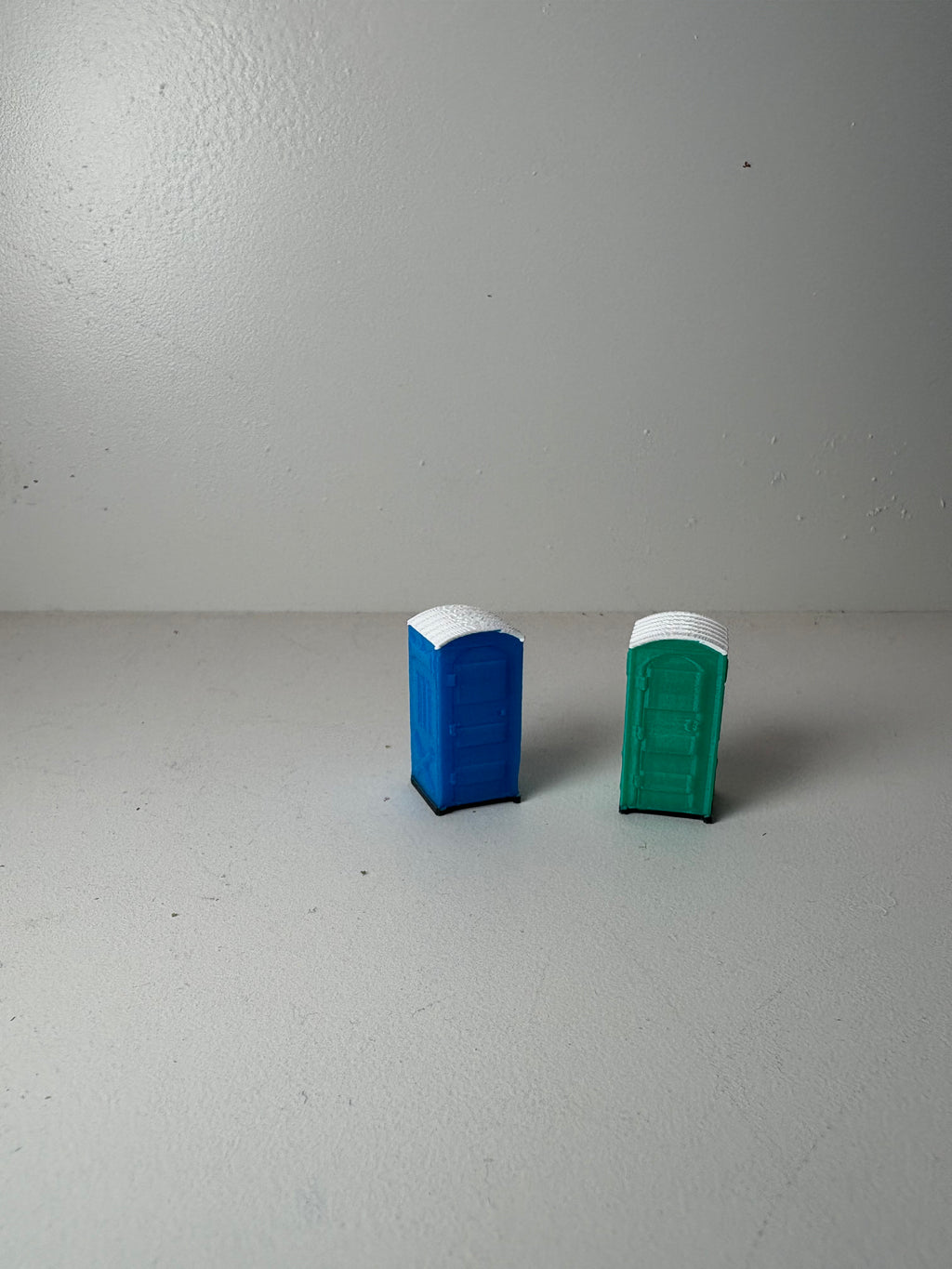 HO Scale Porta Potty. (2 Pack)