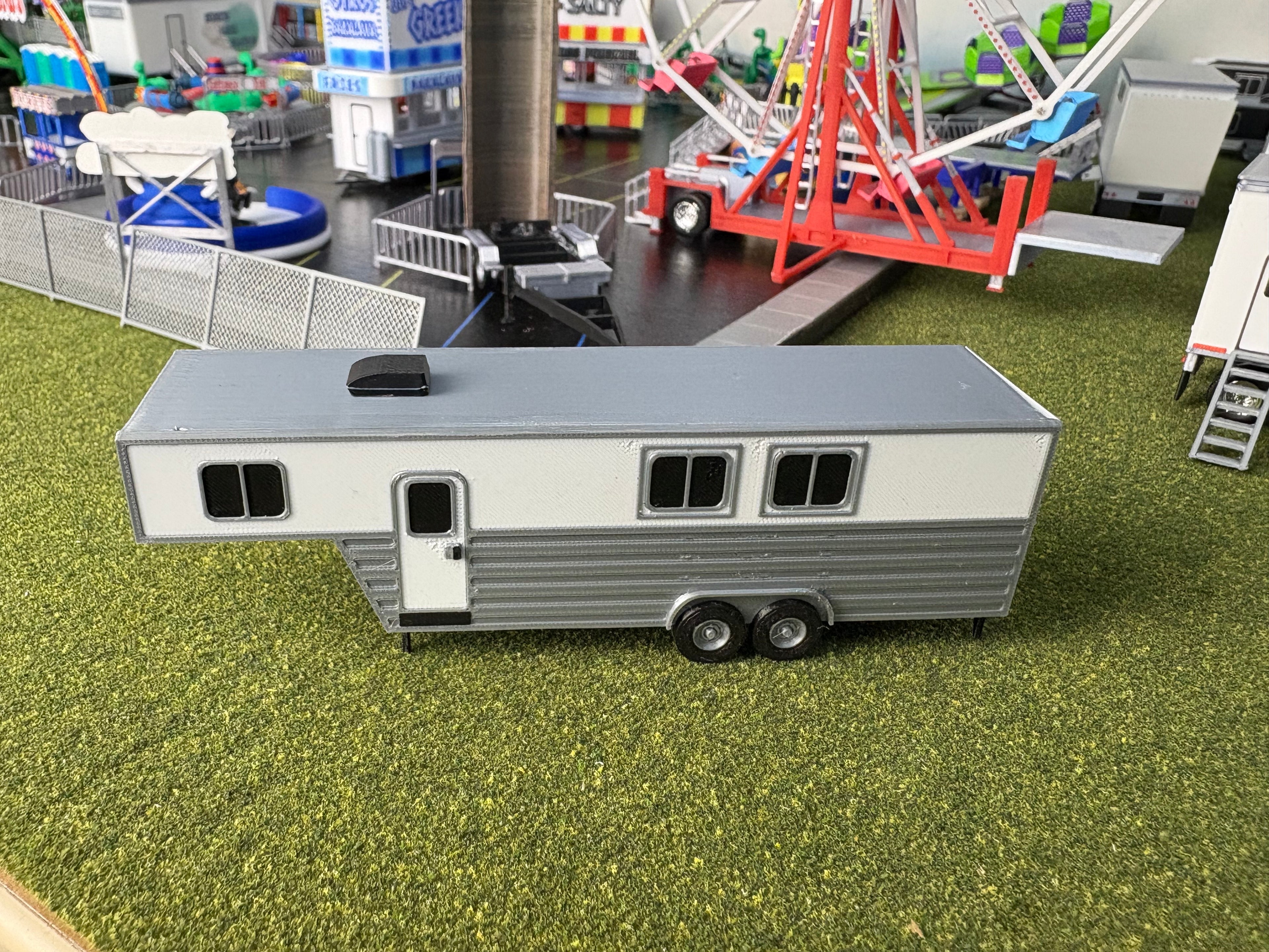 HO Scale Small Horse Trailer (white or black)