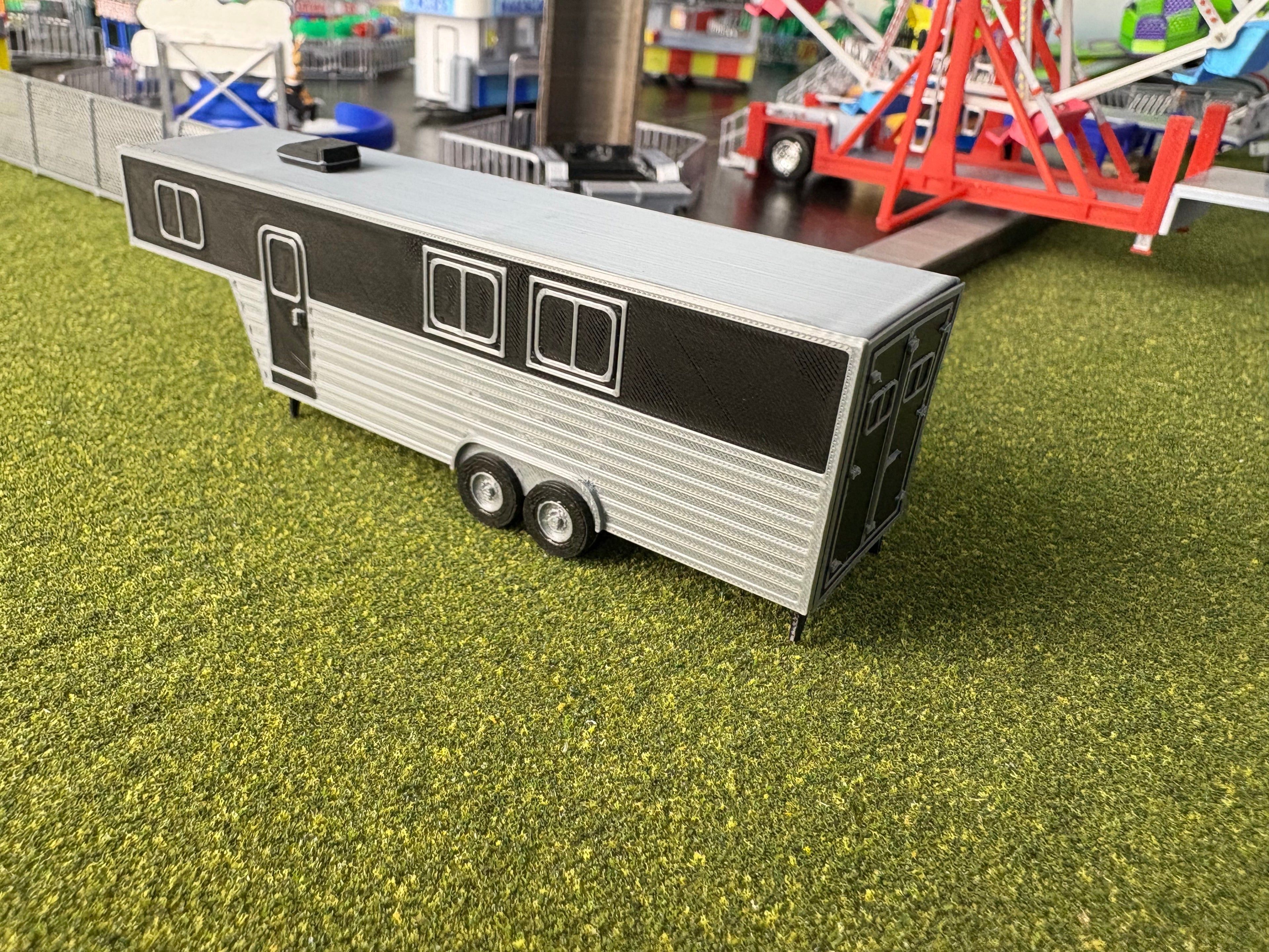 HO Scale Small Horse Trailer (white or black)