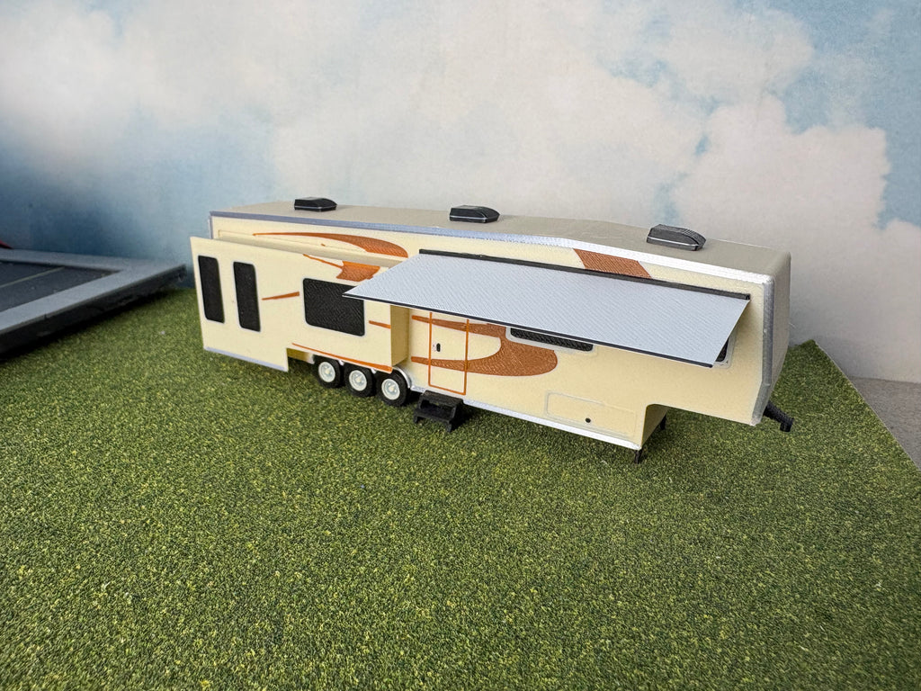 HO Scale 5th Wheel Camper Trailer Kit (tan in color)