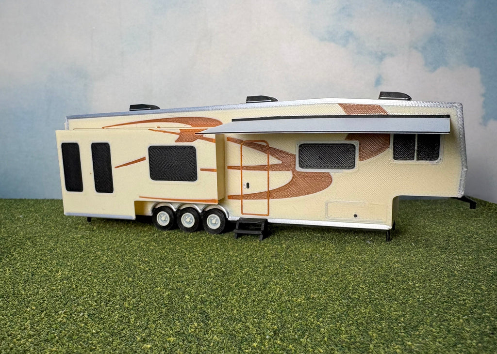 HO Scale 5th Wheel Camper Trailer Kit (tan in color)