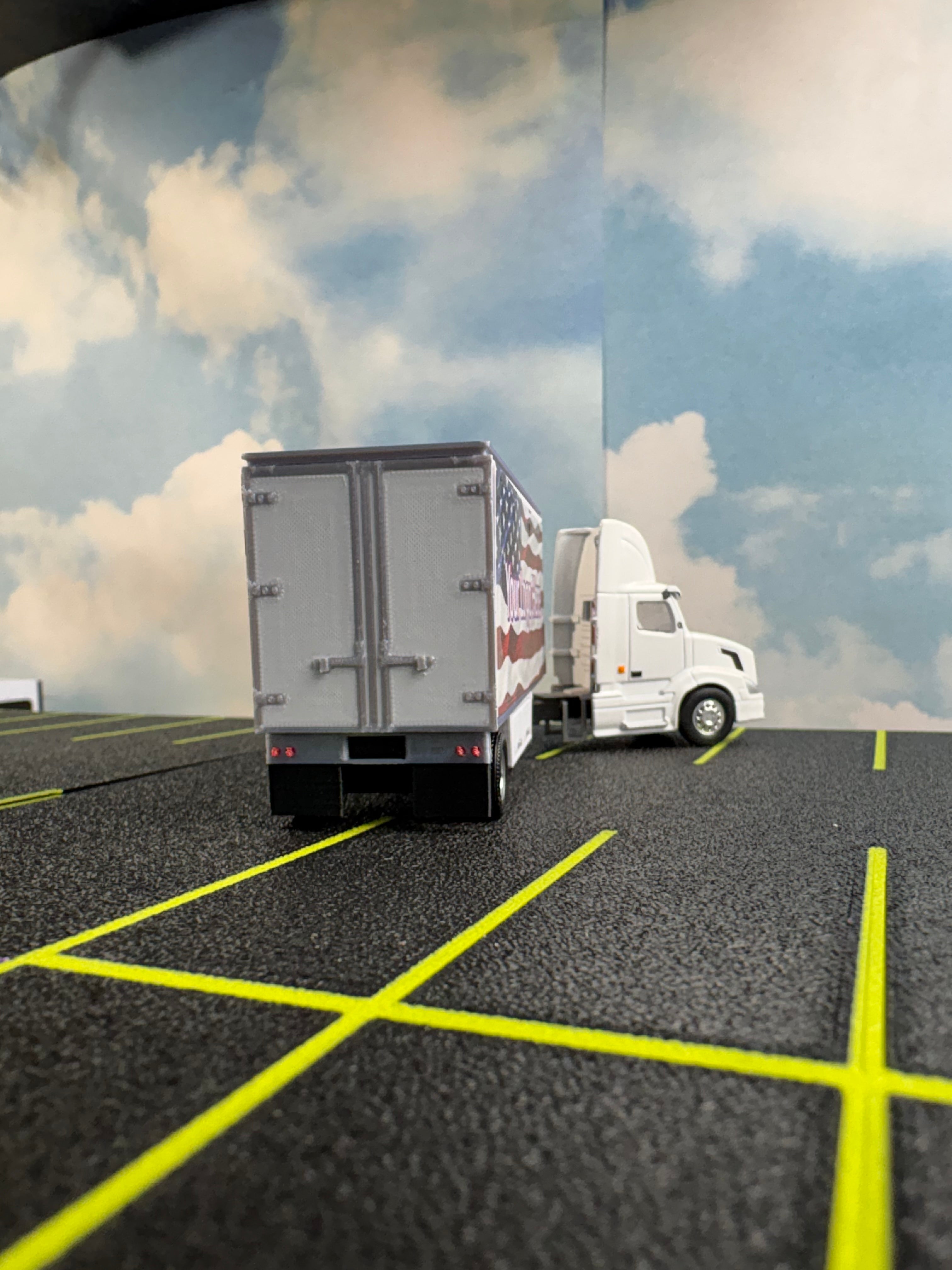 HO Scale PUP Trailer Kit (Custom Graphics)