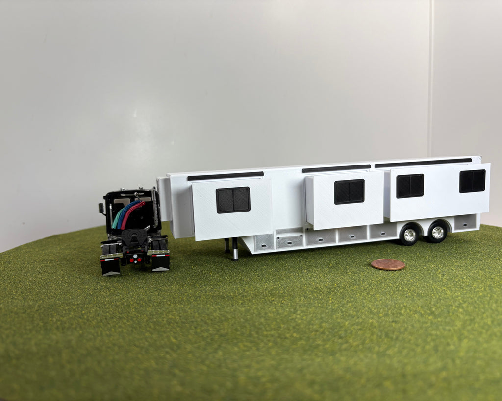 1/64 Scale Office Trailer Kit (white in color)