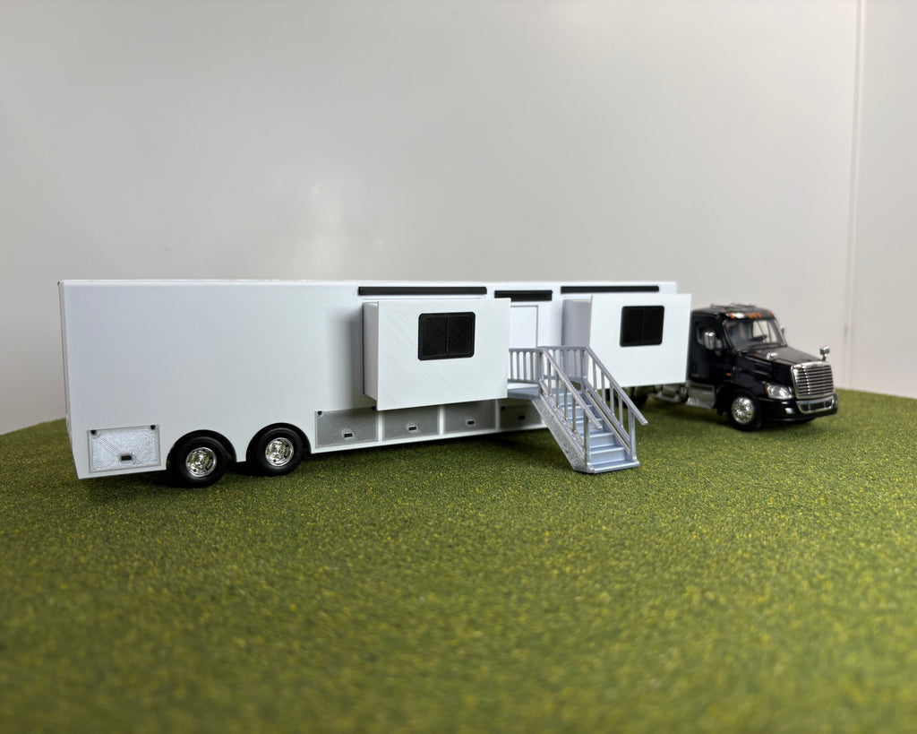 1/64 Scale Office Trailer Kit (white in color)