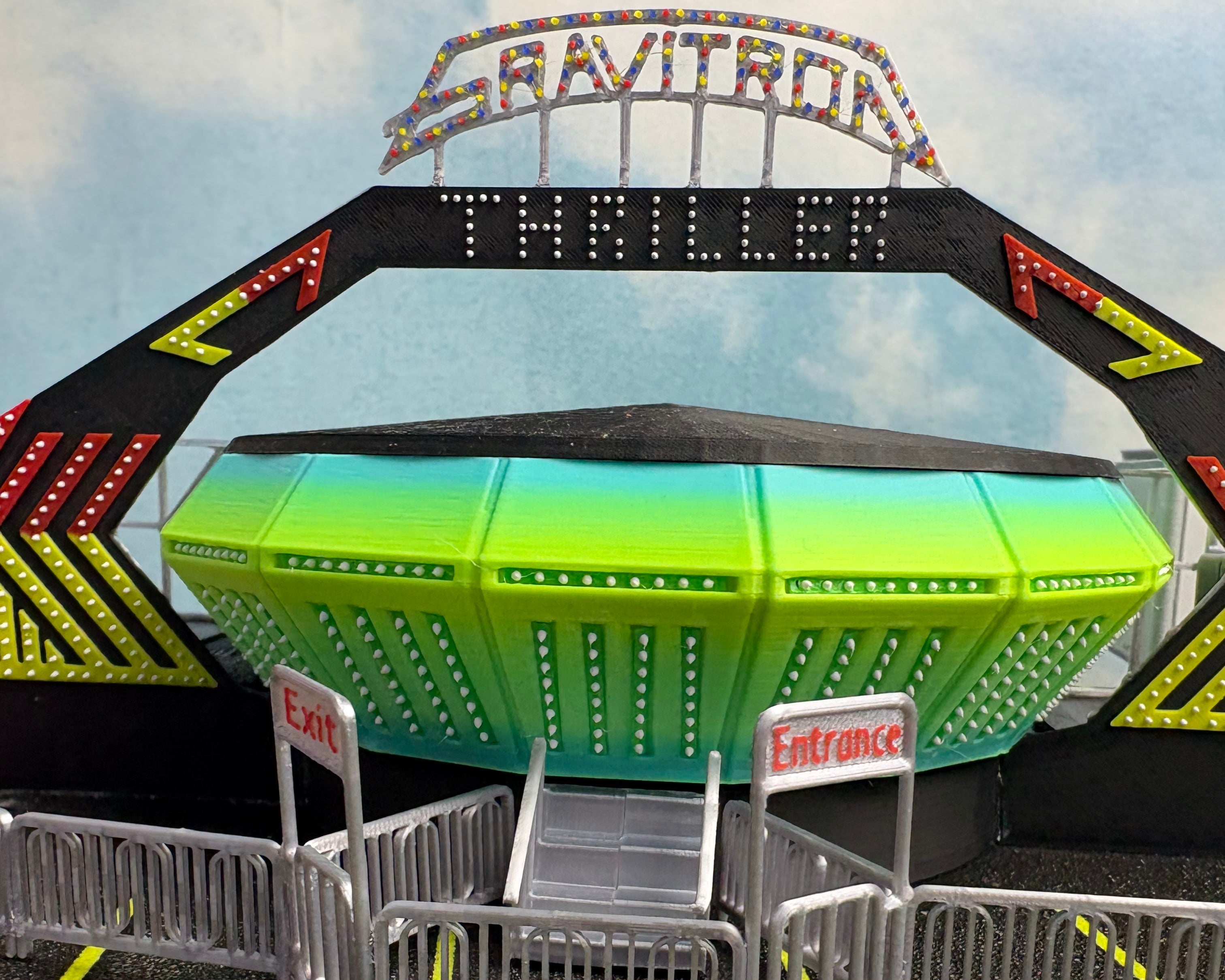 HO Scale Static Gravitron (green)