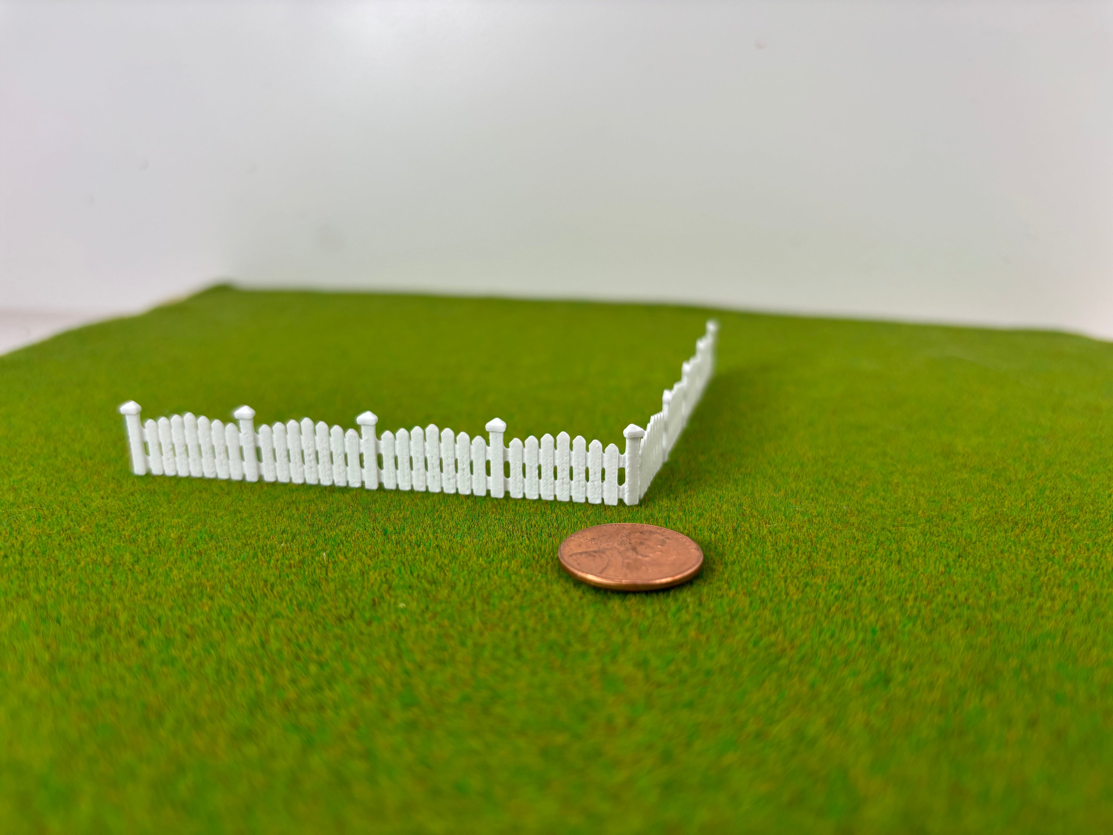 HO Scale White Picket Fence (3 pack)