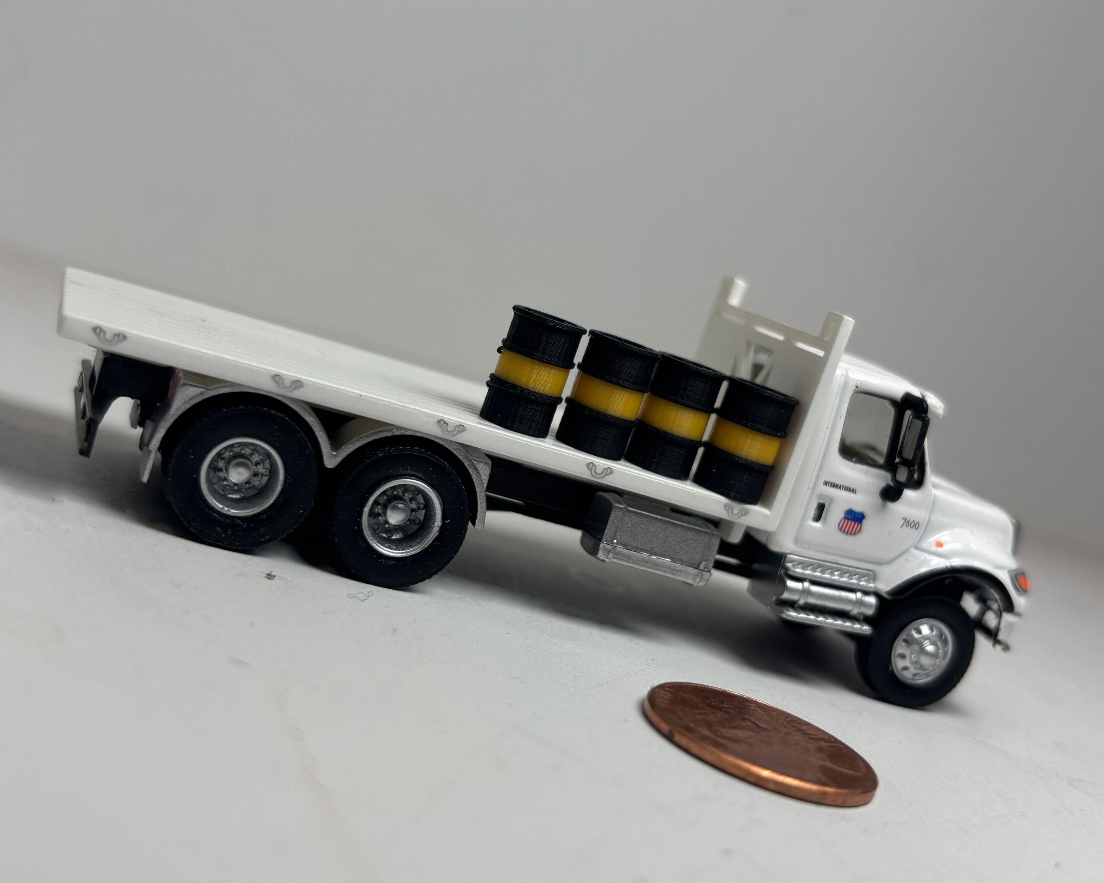 HO Scale CAT Oil Barrel (10 pack)