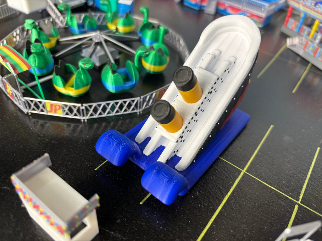 HO Scale Titanic Inflatable Slide