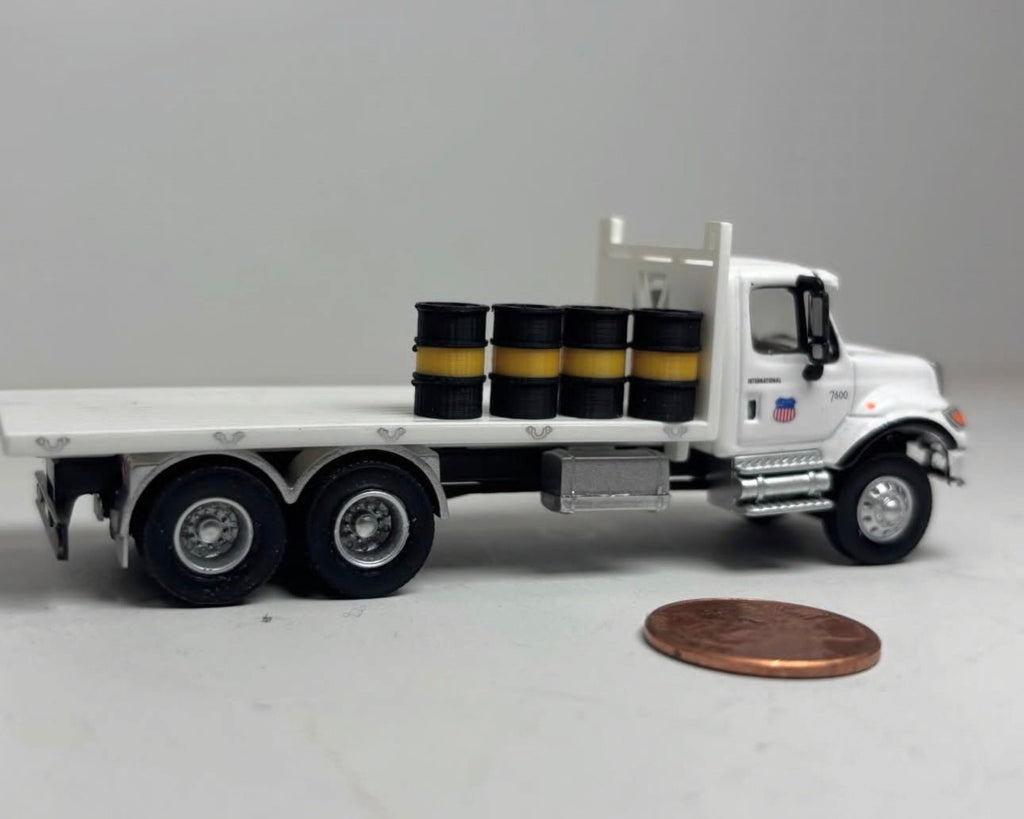 HO Scale CAT Oil Barrel (10 pack)