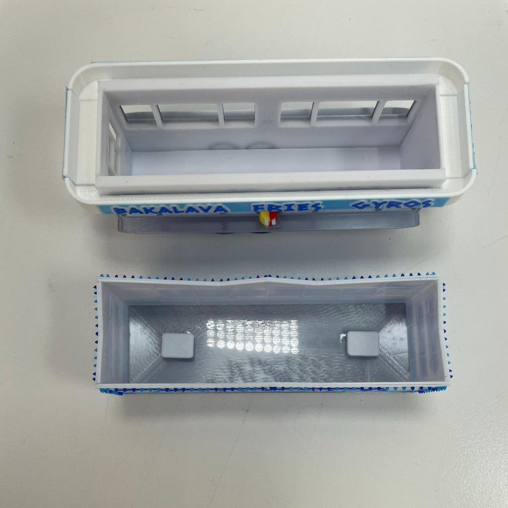 HO Scale Food Trailer for Model Train Layouts and Dioramas Sweet N Salty Trailer