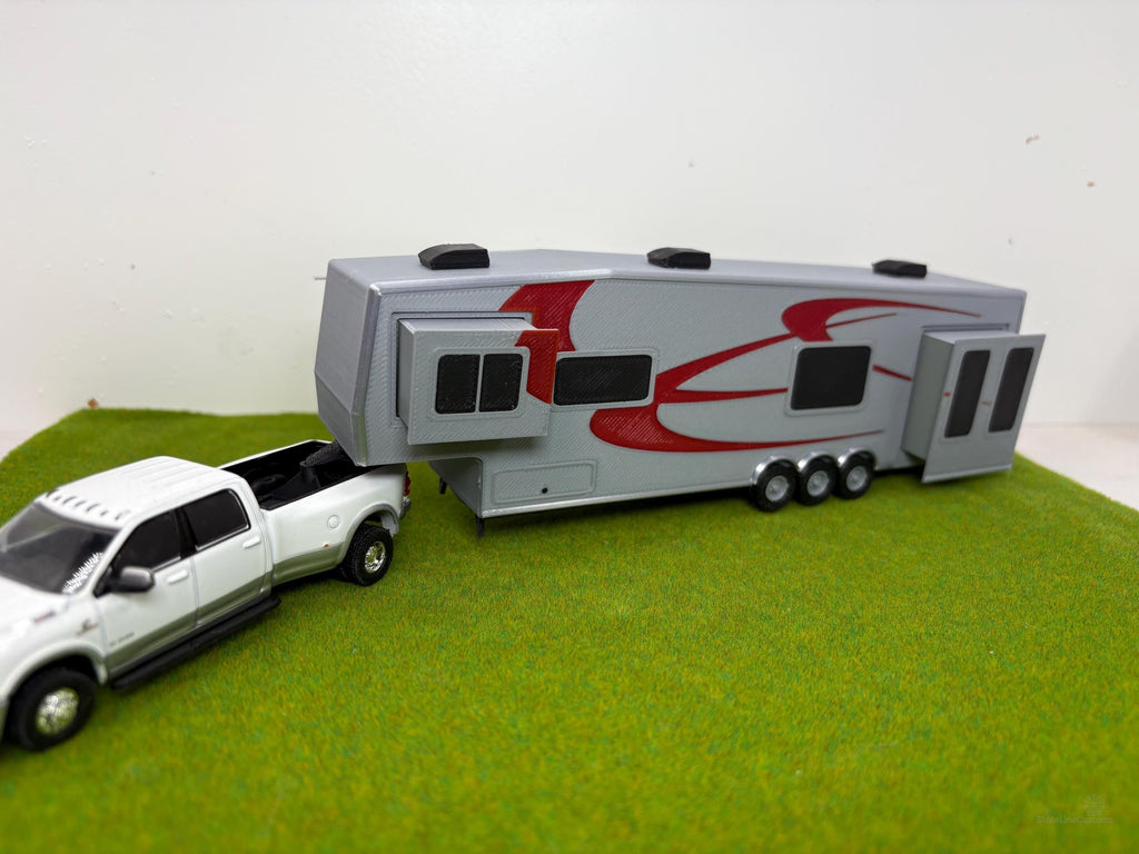 1/64 5th Wheel Camper Trailer for Model Layouts and Dioramas trailer in gray with red
