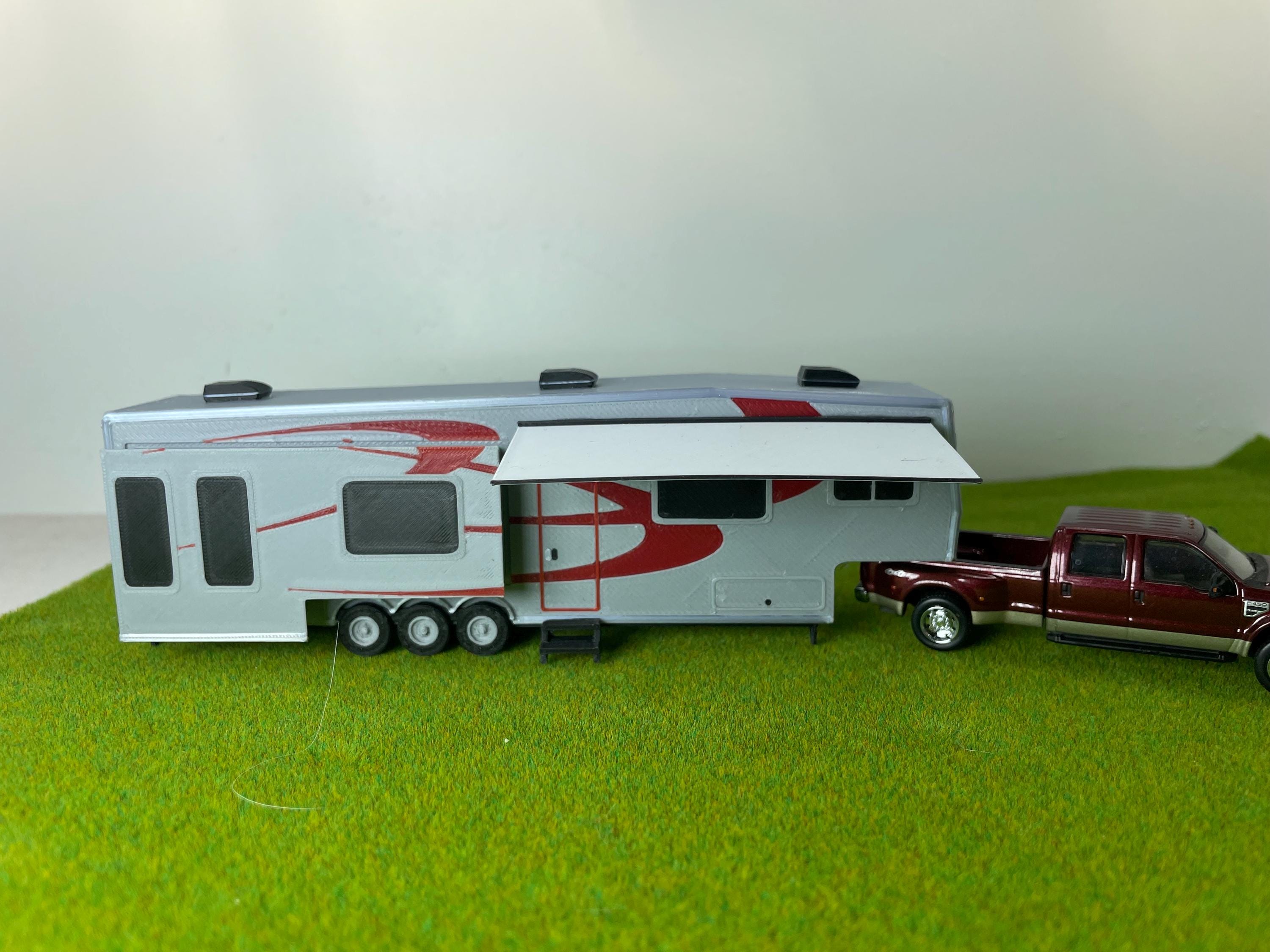 HO Scale 5th Wheel Camper Trailer Kit 1/87