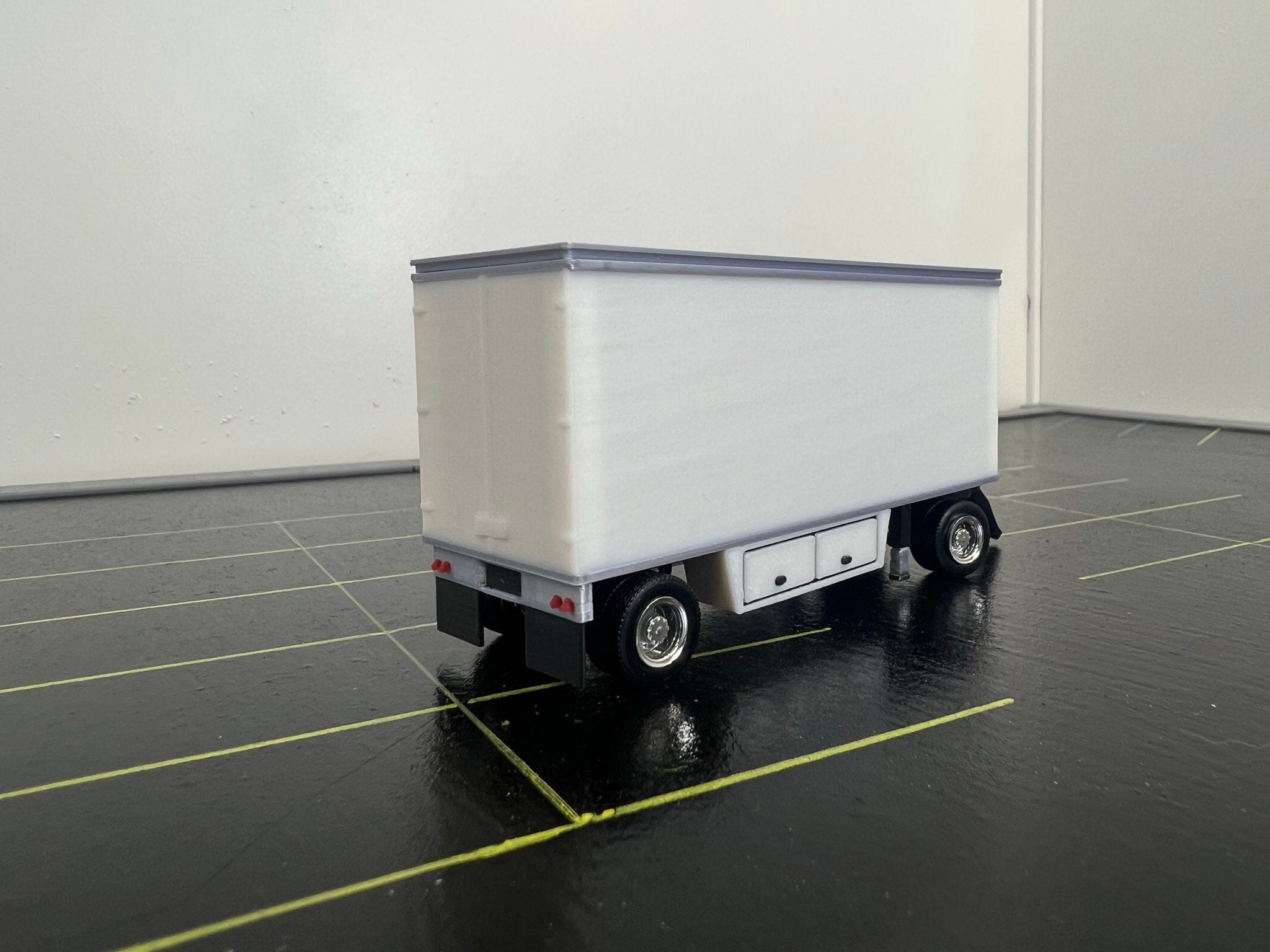 Ho Scale PUP Trailer Office/Generator.