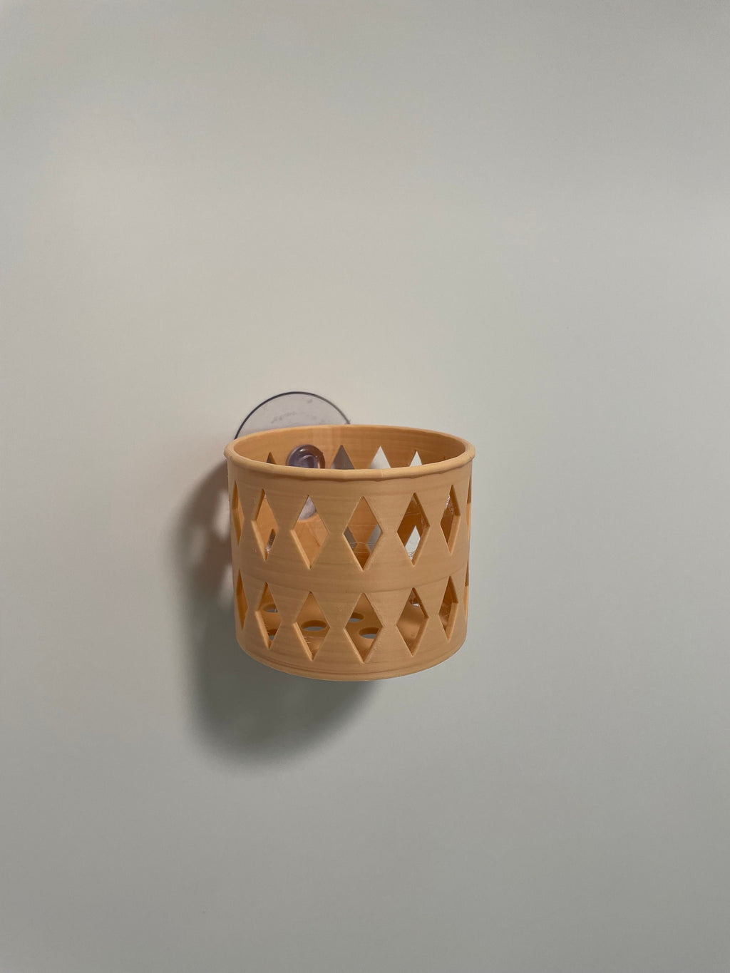 Diamond Shower Steamer Holder: Suction Cup Basket