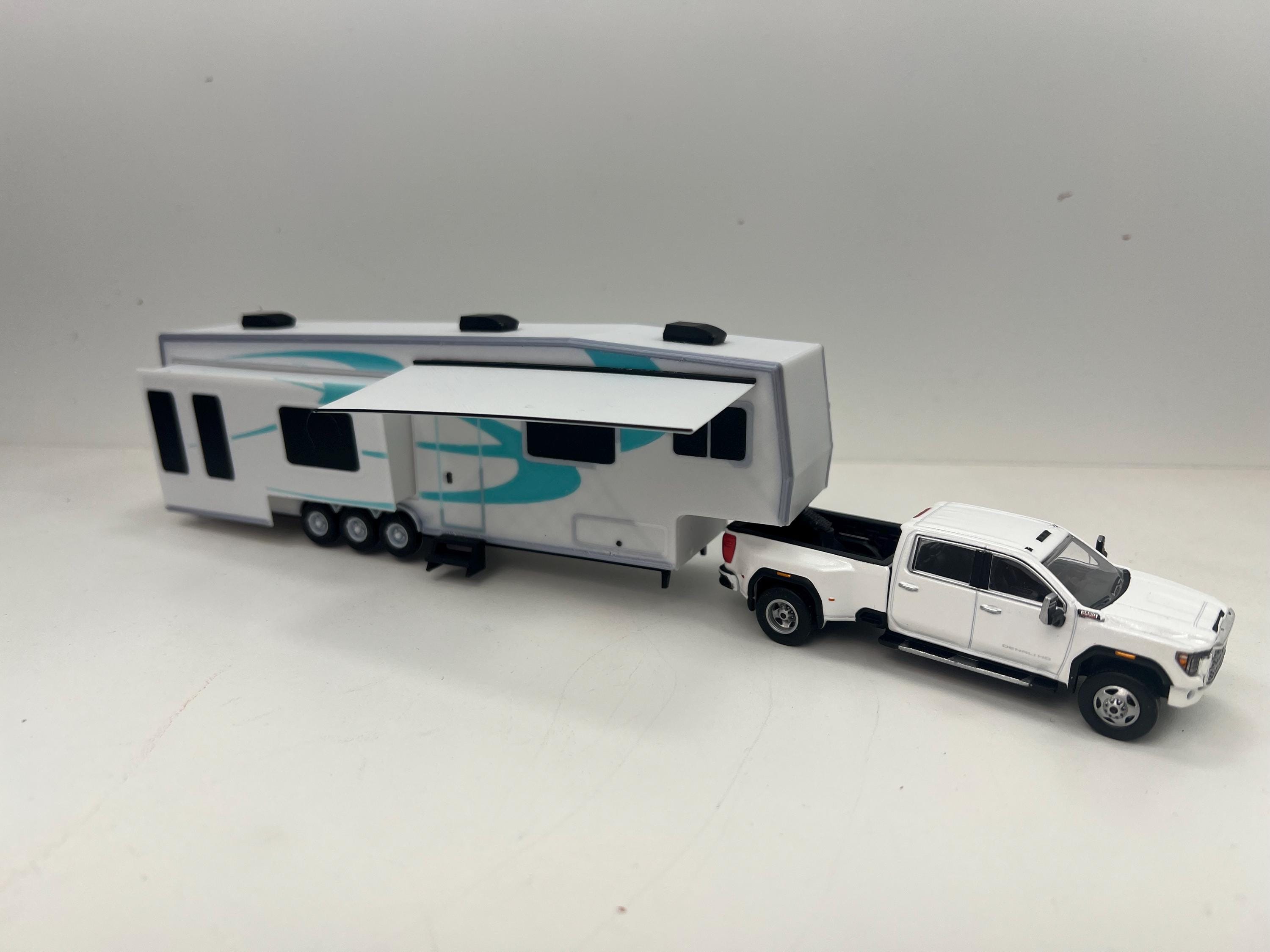 1/64 5th Wheel Camper Trailer for Model Layouts and Dioramas white trailer